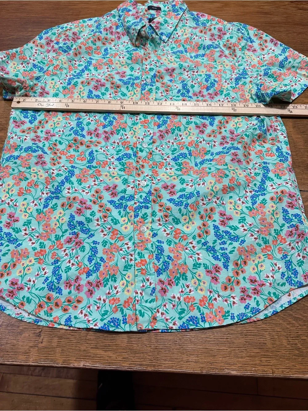 J. Crew Men’s Short-Sleeve Floral Button-Up Shirt‎ sz large